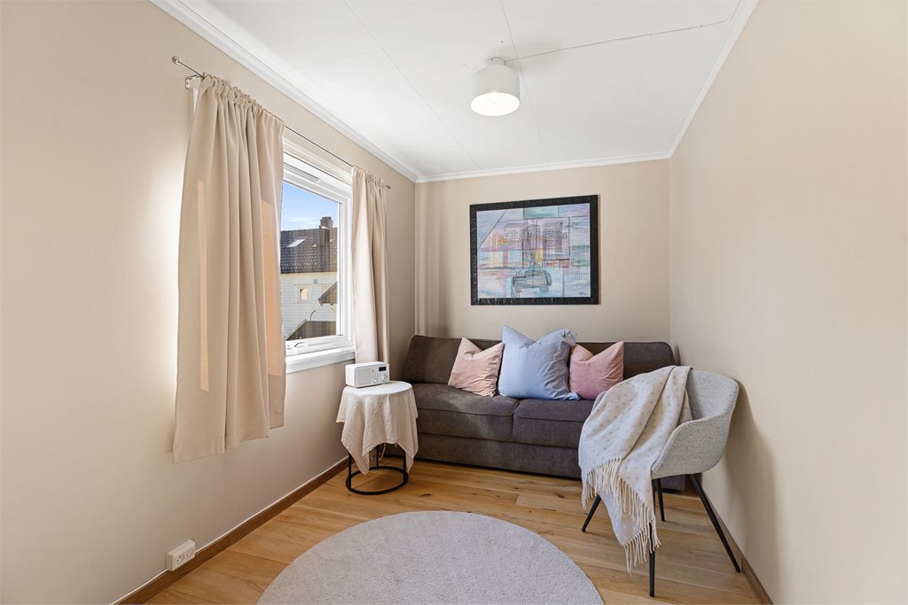 Soverom 2 passer ypperlig som barne-eller gjesterom. 